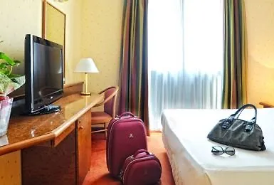 Hotel Meditur Pisa
