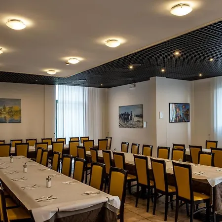 Hotel Meditur Pisa