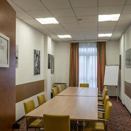 Hotel Meditur Pisa